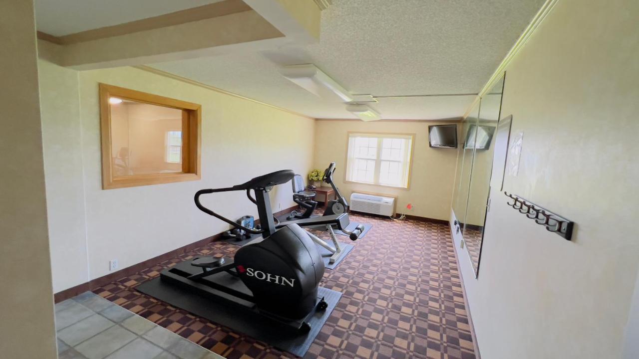 Motel Super 8 By Wyndham Maumee Perrysburg Toledo Area Exterior foto